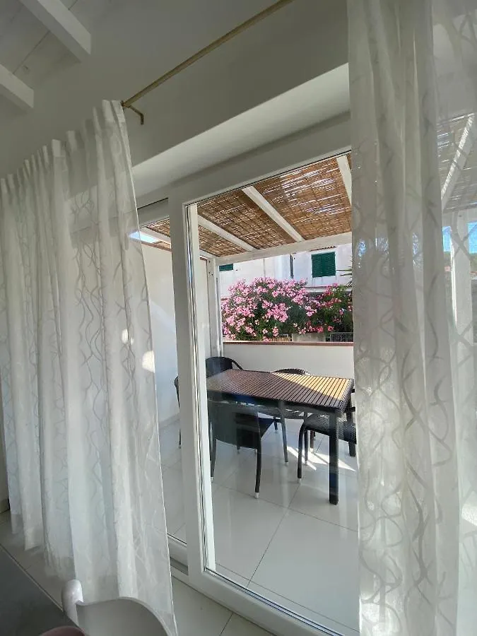 Villetta Sul Mare Rachele Marina di Campo Apartment