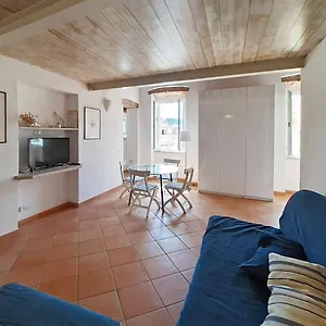 Appartamento Elegante A, Marina di Campo